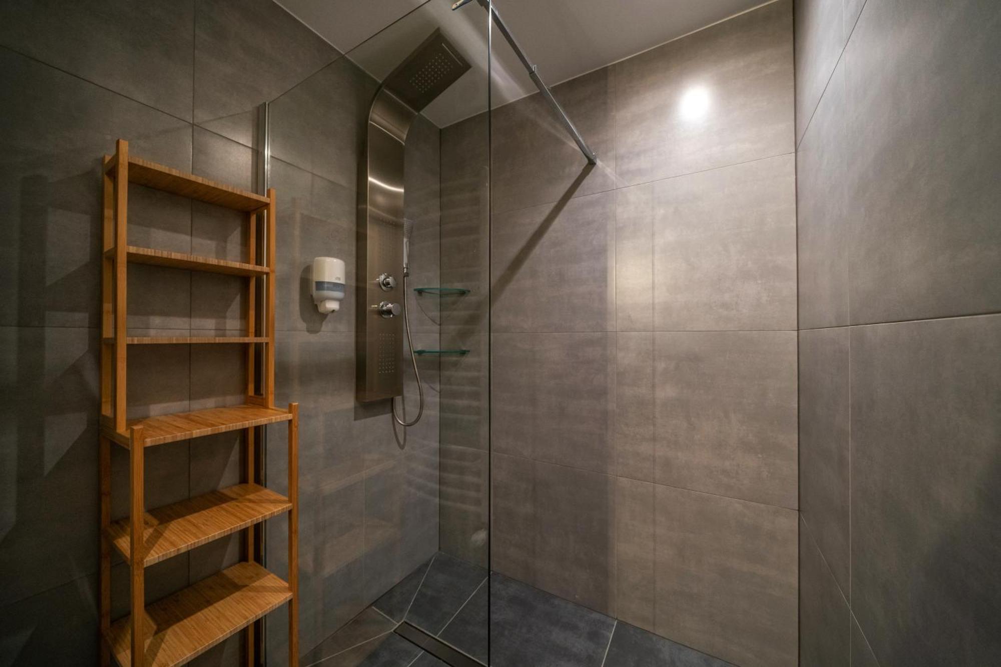 Mountain Shelter Apartments Закопане Стая снимка