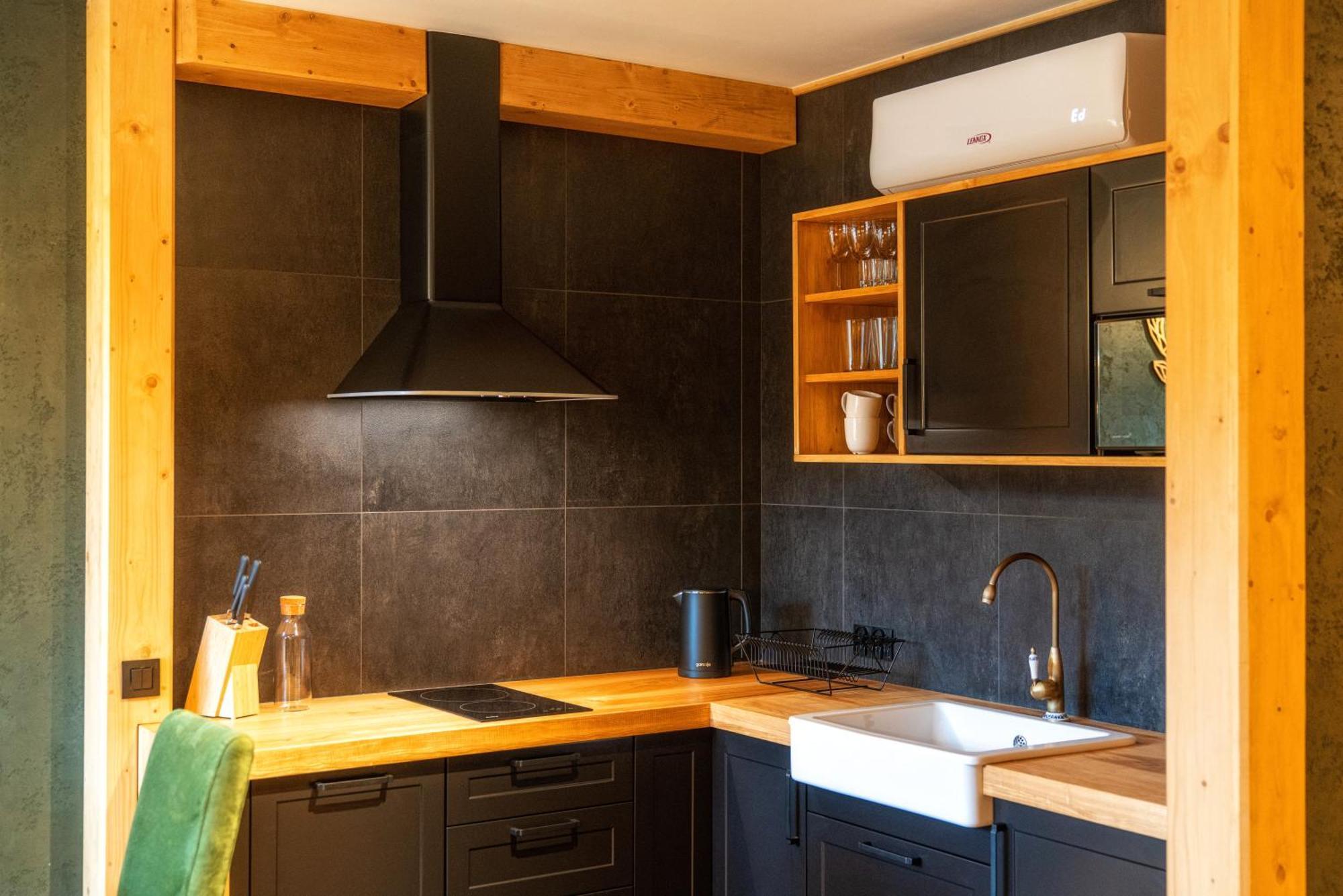 Mountain Shelter Apartments Закопане Стая снимка